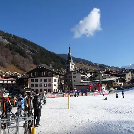 Cosy Renove Au Centre De La Clusaz, Balcon, Parking Prive, Proche Commerces Et Pistes - Fr-1-459-84 Apartment